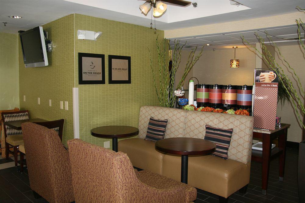 Hampton Inn And Suites Ames, Ia Eksteriør bilde